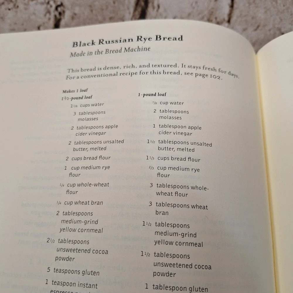The Bread Bible Beth Hensperger Hardcover Cookbook 300 Recipes 2008 Baking Guide